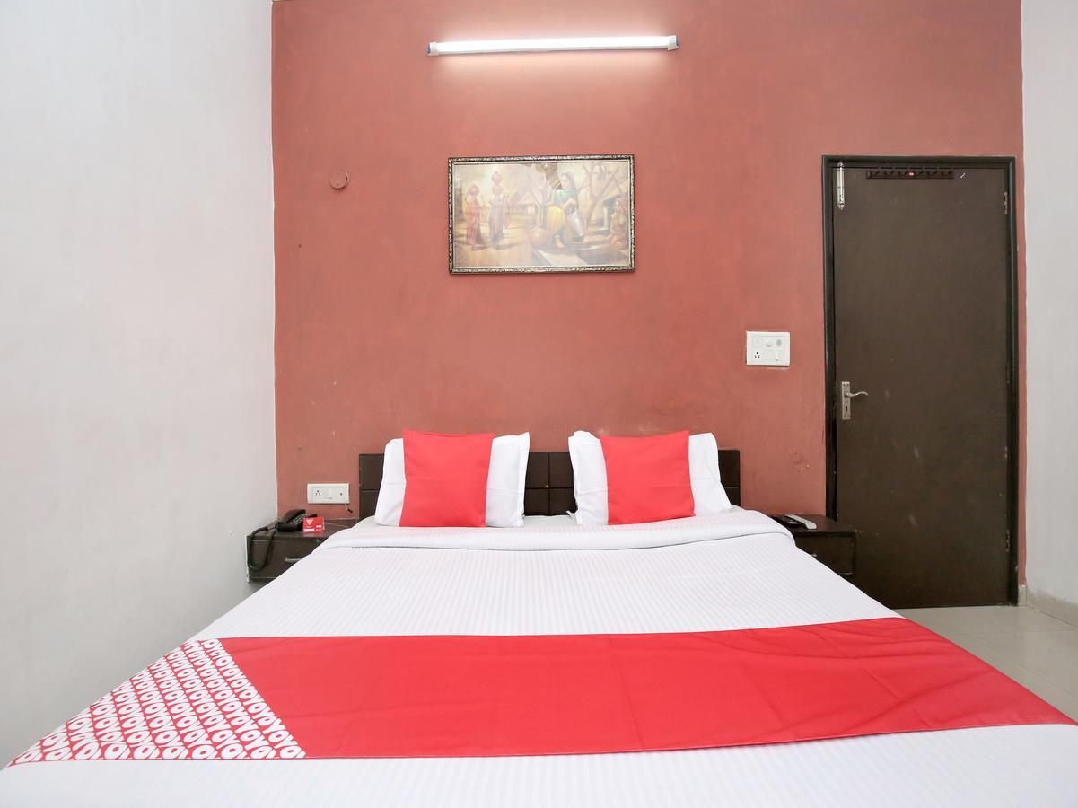 أمريتسار Oyo 12972 Hotel Krishna Castle المظهر الخارجي الصورة